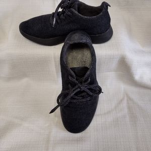 Allbirds Wool Runners Sneakers Size 6